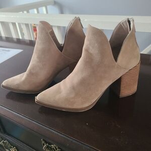 Steve Madden Beige Suede Ankle Booties